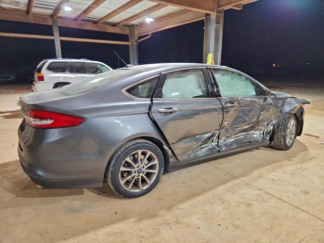 Ford Fusion Se Phev Image 7