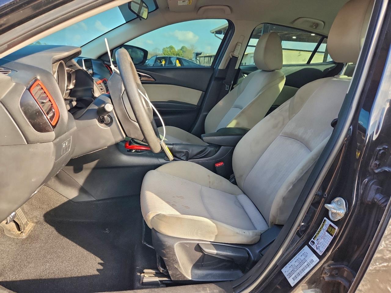 Mazda 3 Sport Image 10