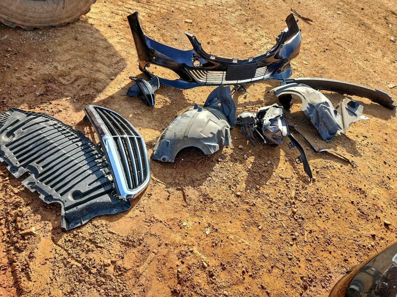 Mercedes-Benz E-Class 350 4matic Image 9