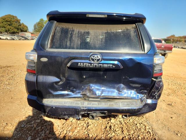 Toyota 4Runner Sr5 Image 6