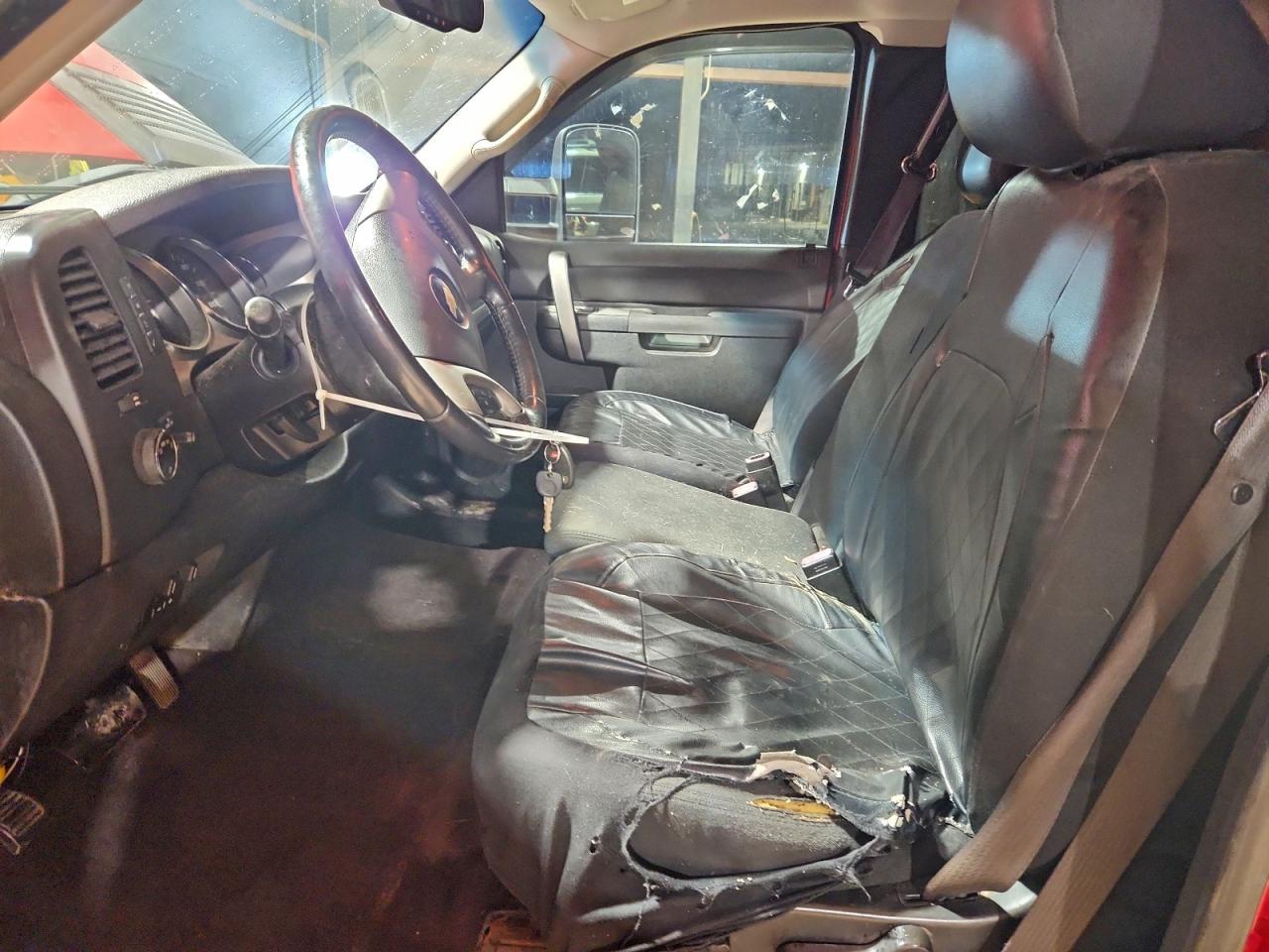 Chevrolet Silverado K2500 Heavy Duty Lt Image 7