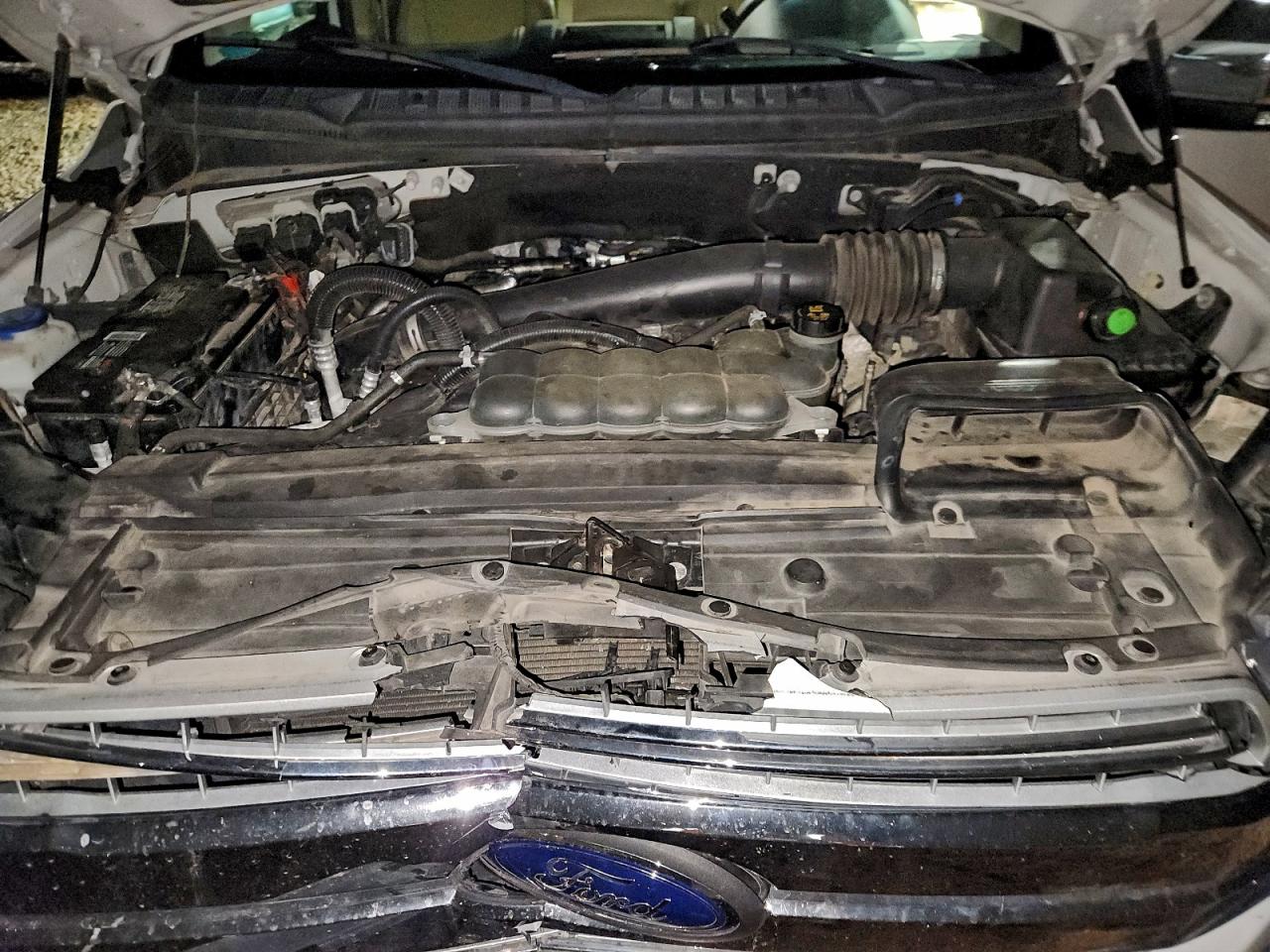 Ford F-150 Supercrew Image 7