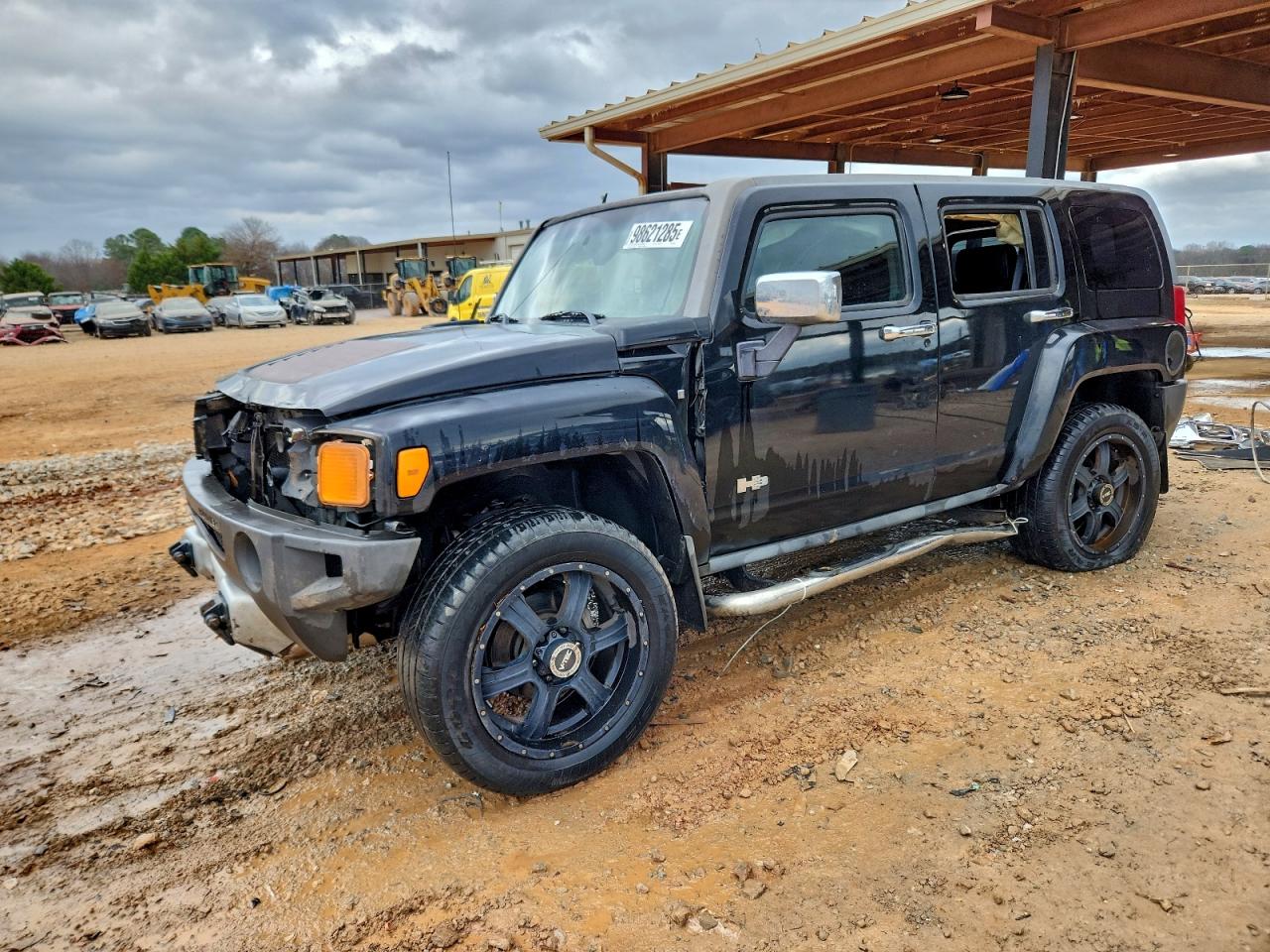 HUMMER H3 Alpha Image 1