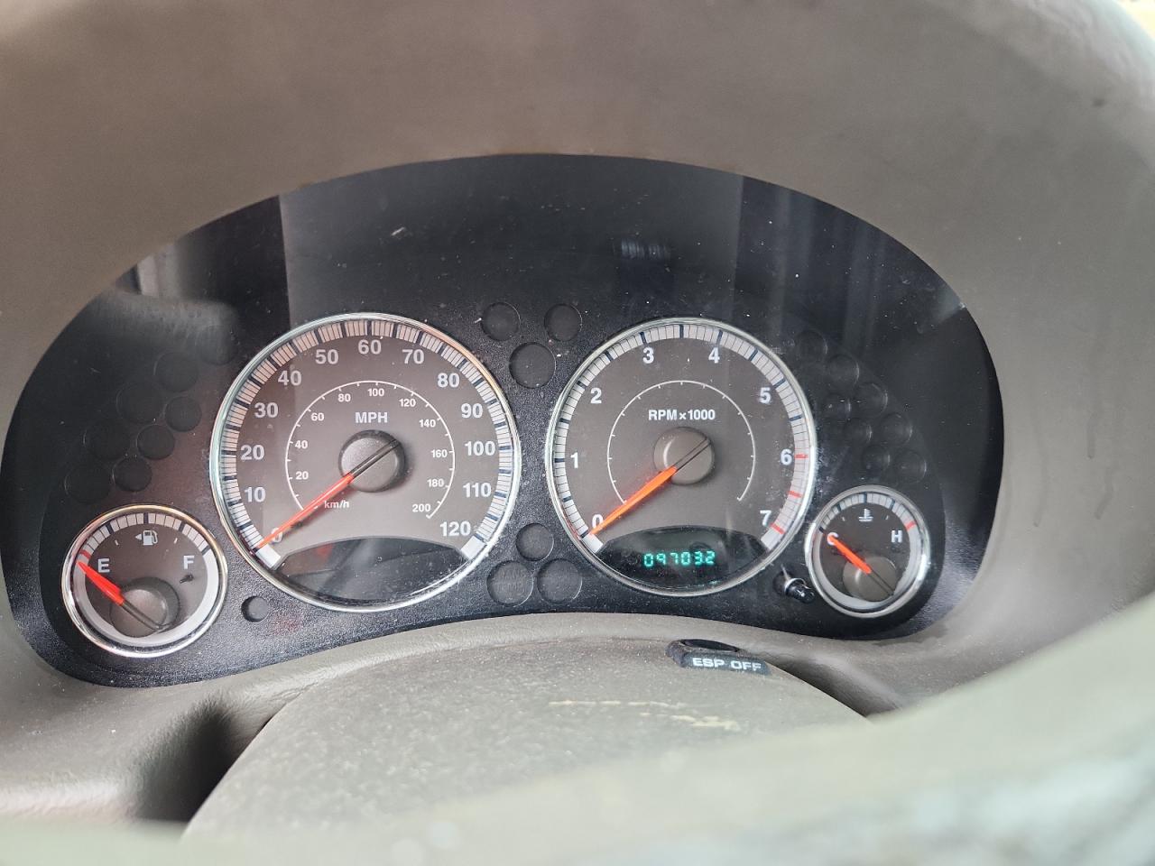 Jeep Liberty Limited Image 9