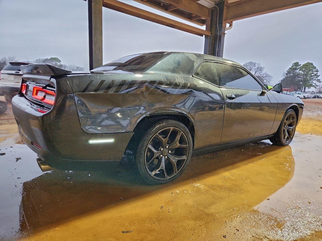 Dodge Challenger Sxt Image 5