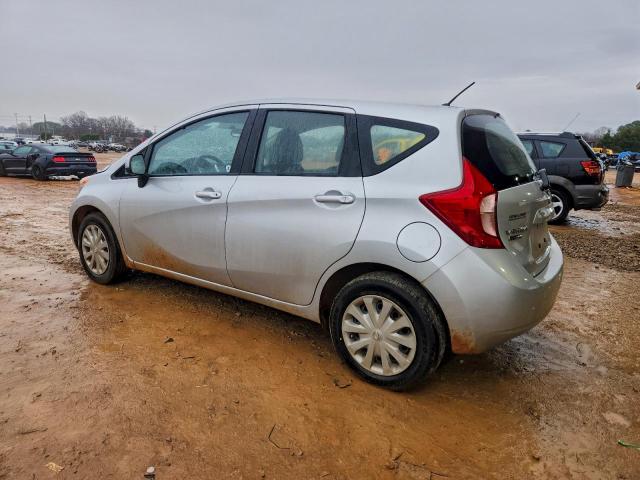 Nissan Versa S Image 2