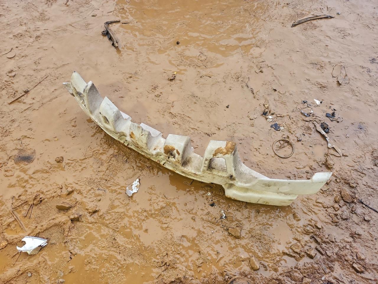 Pontiac Vibe Image 10