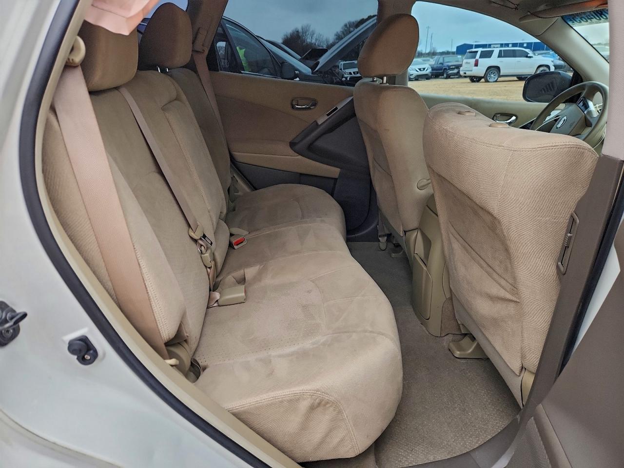 Nissan Murano S Image 13