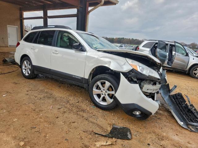 Subaru Outback 2.5i Limited Image 3