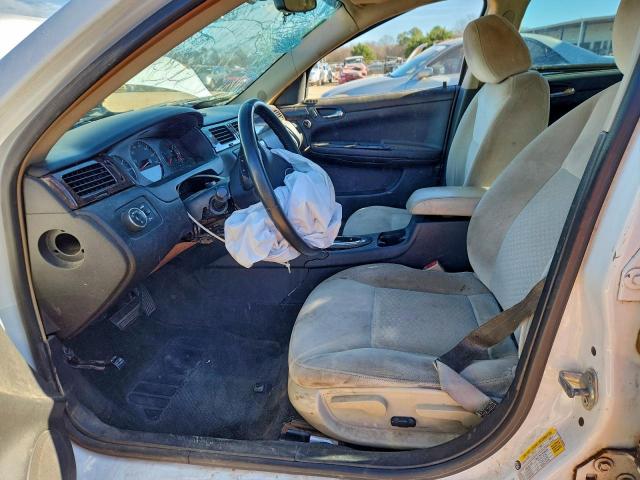 Chevrolet Impala Lt Image 8