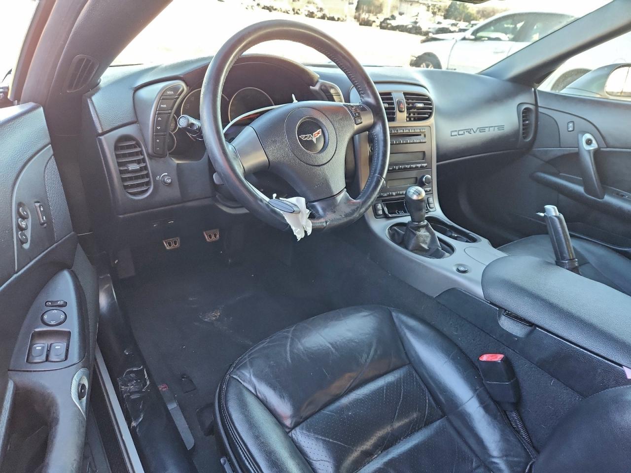 Chevrolet Corvette Image 6