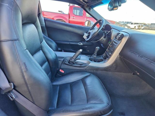 Chevrolet Corvette Image 9