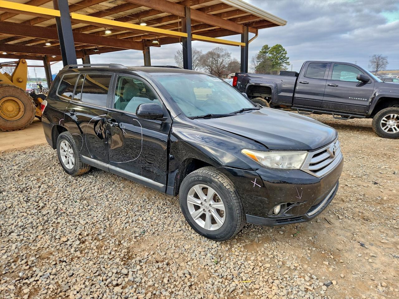 Toyota Highlander Base Image 4