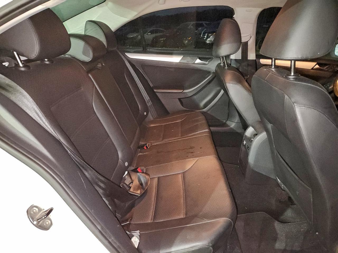 Volkswagen Jetta Se Image 5